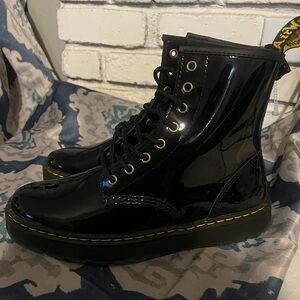 Dr.Martens